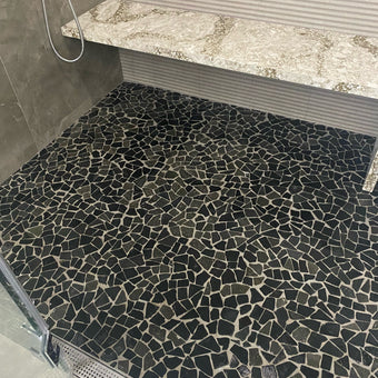 Vesuvio Black Lava Stone Pebble